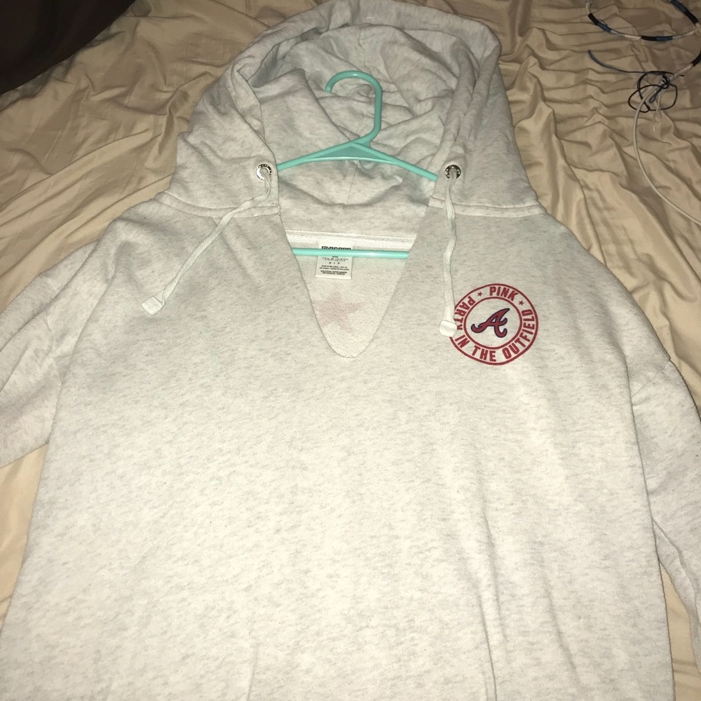 Braves Pink sweatshirt